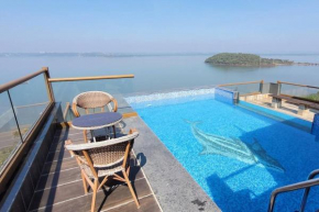 RK island view villa